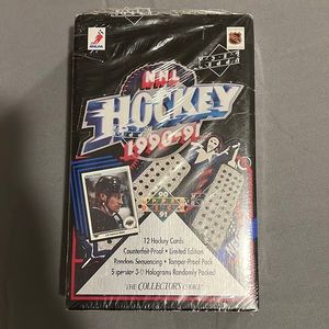COPY - 1990-91 UPPER DECK BOX OF HOCKEY CARDS!!